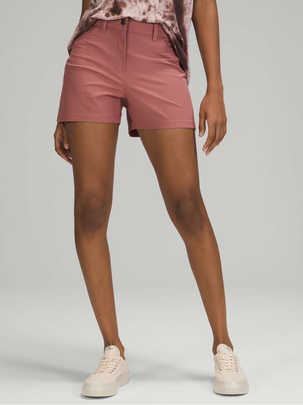 NWOT Lululemon Spiced Chai City Sleek 5 Pocket High-Rise Short 4" Size 29
